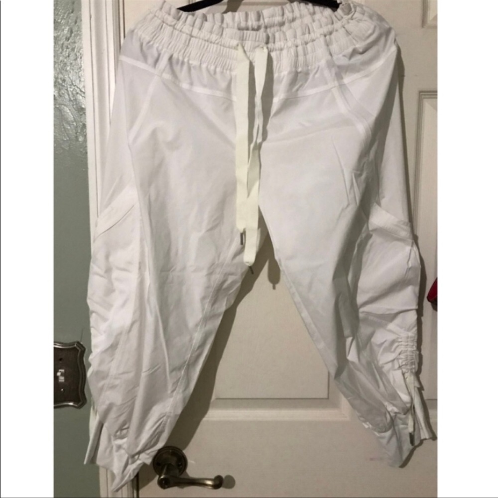 Lululemon capris size 12